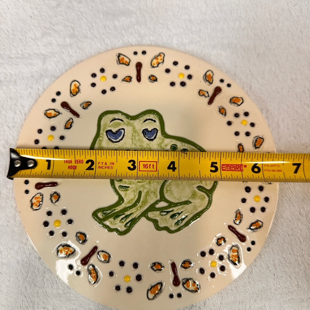 Aboriginal Dot Studio Art Pottery Frog Heart Eyes Butterfly Floral Pot Lily Pads - Picture 15 of 16